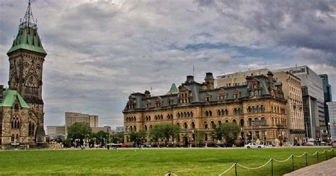 capital of canada ottawa|largest cities in canada by population.